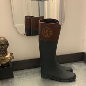 Equstrian Style Green and Brown Tall Rain Boots